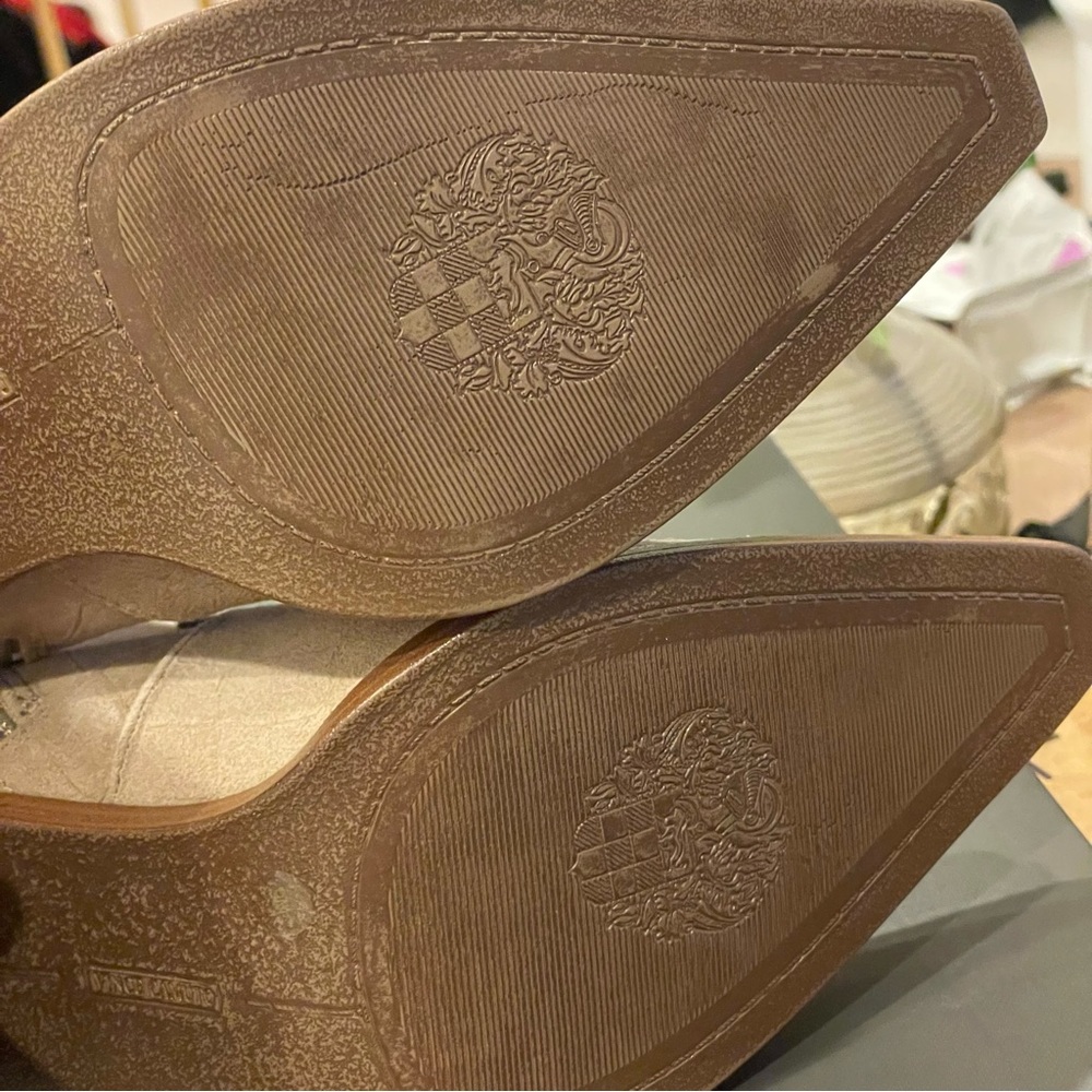 Vince Camuto x Almost Ready Winndie Heeled Boots in Truffle Taupe in box - Picture 9 of 11